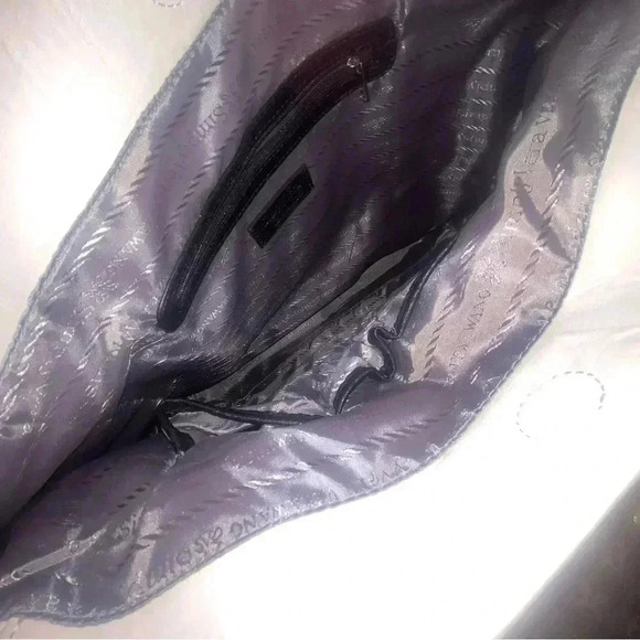 NWT Vera Wang Black White Silver Tote Purse Bag - Picture 5 of 6